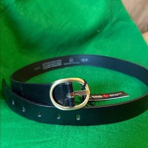 NWT Medike Lands size small Black Italian Leather Belt with Gold Buckle 37.5”